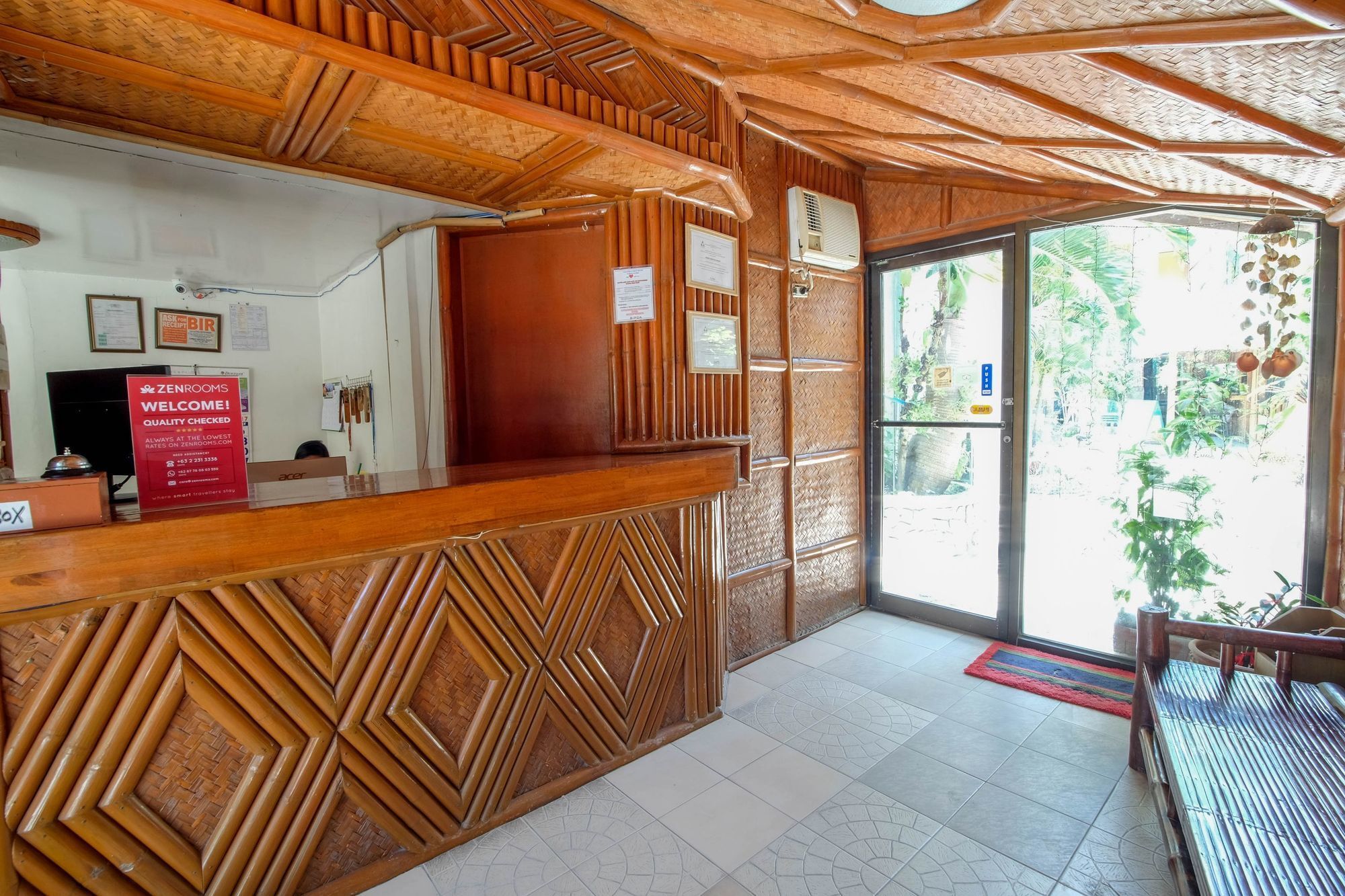 Zen Rooms White Beach Puerto Galera Exterior photo
